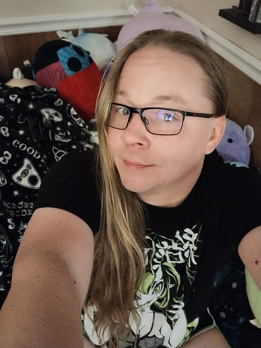 Kat666Sissy's tweet photo. No filter Friday. Feeling pretty good! https://t.co/hKlFDodJzf