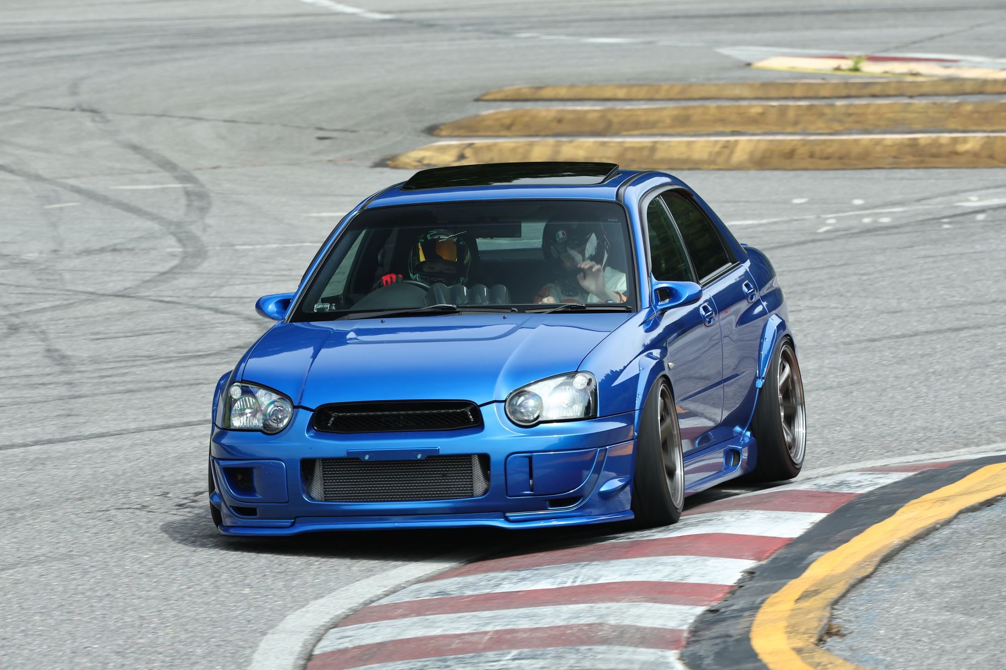 ⭐︎ゼニガメ⭐︎ Amazon | [プーマ] ポケモン ゼニガメ スニーカー スウェード