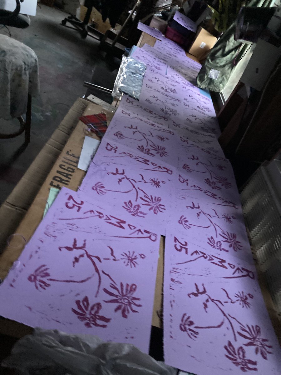 xsuzi00's tweet photo. The laborious processes of handmade books: Block print covers will take days to dry w a storm walking backwards in the Gulf.

Long way to go still for #RedMare 25 https://t.co/RiLsAOwWuC