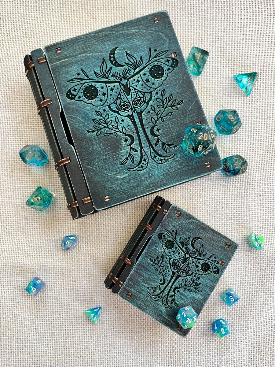 stephenswworks's tweet image. The original bug dice boxes! 😂 Beetles, Butterflies, &amp;amp; Moths oh my!  #dicebox #dice #bugs