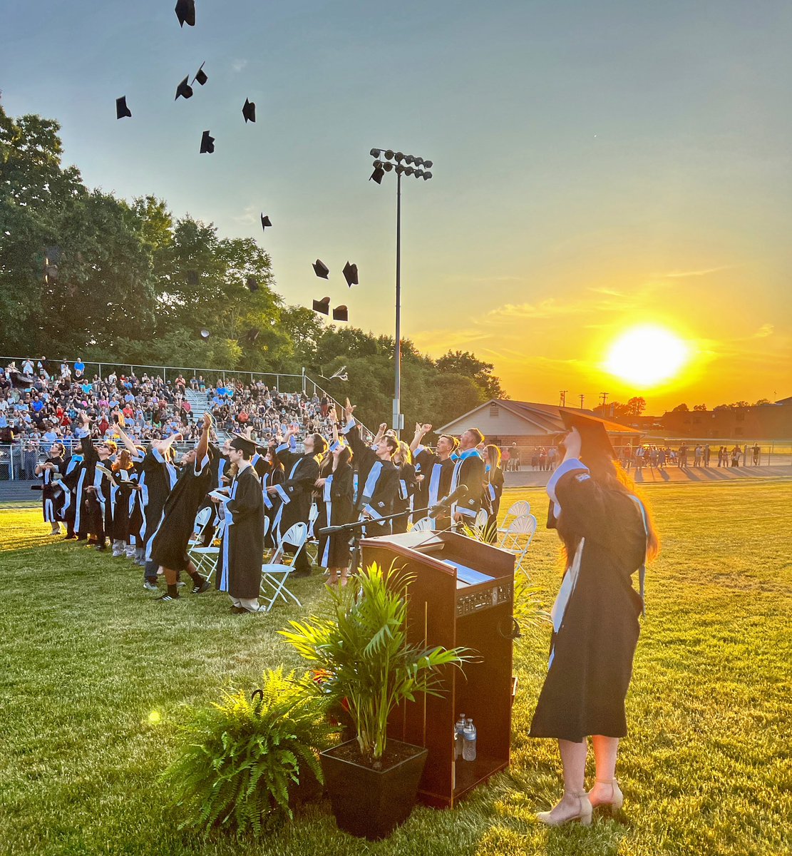 Jennifer Shroads tweet media