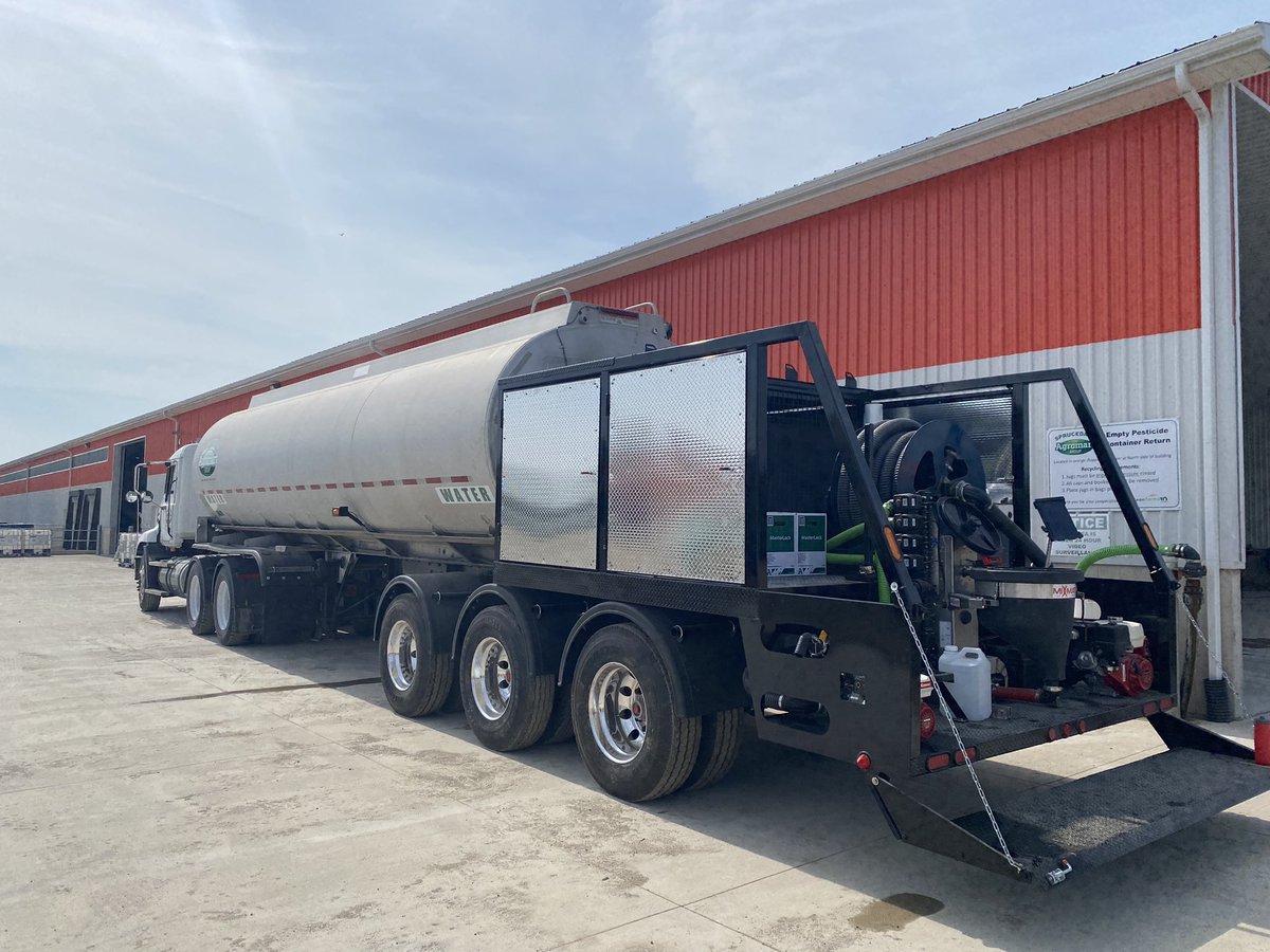 Crop_Service's tweet photo. Startup day for our Supertender spray tender setup.   Maidan voyage tomorrow doing prosaro on some W Barley. Should help create efficiency, increase accuracy and keep sprayers moving. #mixmate thanks to @Shawridgefarm and @MarkLuymes @RLuymes for the inspiration. https://t.co/K2scpACuib