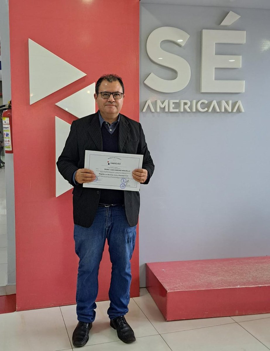 Pedroparedez's tweet photo. 🎉👨🎓🎓Una meta profesional más cumplida
Mi segundo #masterado
En mis manos el título de "MAGÍSTER EN DERECHO CIVIL Y PROCESAL CIVIL" de la Universidad Americana de Asunción
Gratitud a Dios por acompañar siempre mis sueños y a mí familia por el apoyo constante. https://t.co/2SkevVoQAm