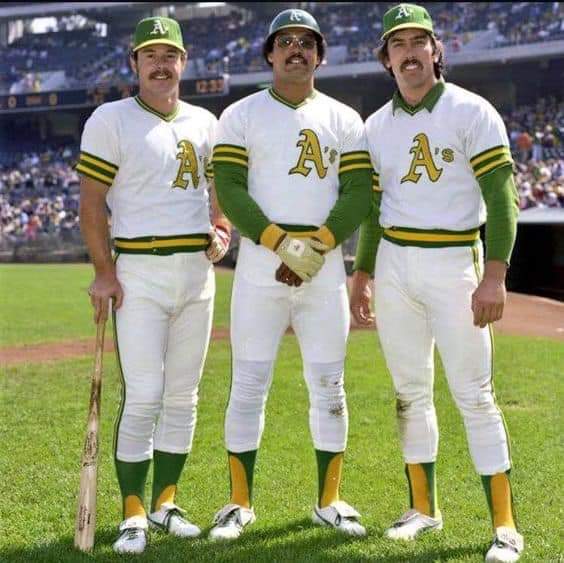 On Sunday home games back in the 70's, the #Athletics would wear their 'Wedding Gown White' uniforms.

At the #OaklandColiseum 📸 ✨ ...
Gene Tenace, Reggie Jackson and Ray Fosse.
#MLB #OaklandForever #KeepBaseballInOakland #StAy #RootedInOakland #FisherOut #SellTheTeam