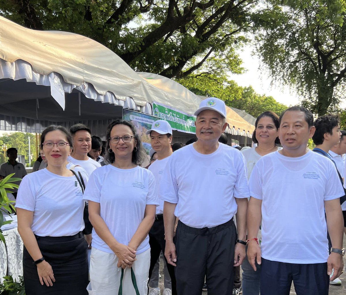 Beautiful morning in #Vientiane for the #WorldEnvironmentDay2023 walk - handed over some #recycling bins ♻️to Minister of #environment #BeatPlasticPollution