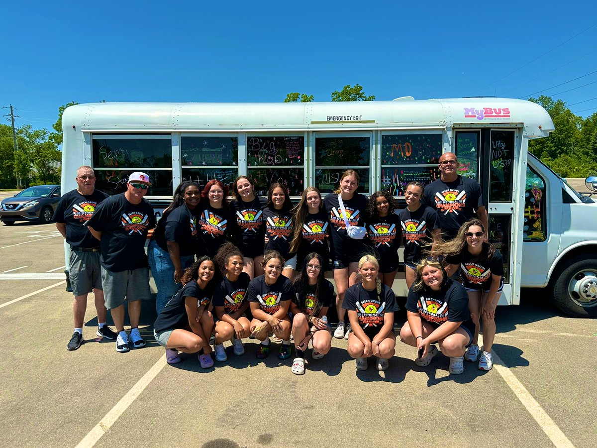 bghs_softball's tweet image. Semi-state send off was AMAZING!!! Thank you to everyone who took the time to make it to Hornet Avenue this afternoon. Long lasting memories made. Enjoying our time at the hotel currently. Love these ladies!!!
#buzzbuzz #semistate #whynotus