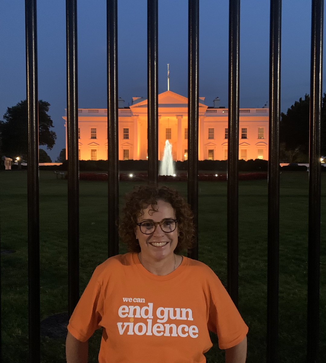 On this National Gun Violence Awareness Day I #WearOrange for the hundreds of people killed, injured and traumatized by gun violence every single day in America. @MomsDemand