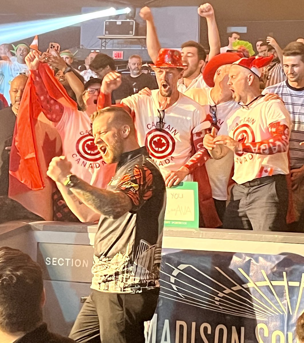 76Capital's tweet photo. 🎯 SeventySix Capital Sports Advisory client @OfficialPDC at @TheGarden 🎯 @Dbravato and team helping CEO @MattPorter_PDC build the sport of #darts in the U.S. 🎯 https://t.co/fFkdRku7Ij