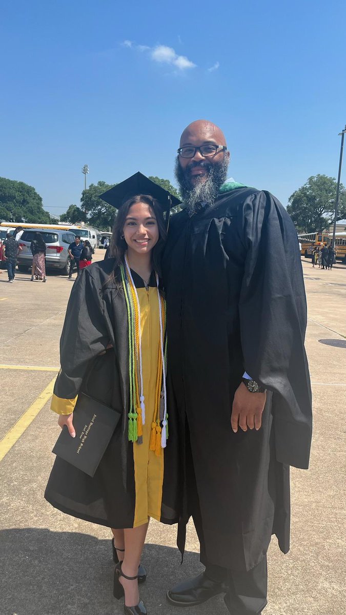 Working @AliefHastingsHS graduation hits different when your family is walking! That was a fast 4 years. I'm so proud of you Lucia! @TAMU you're on deck!