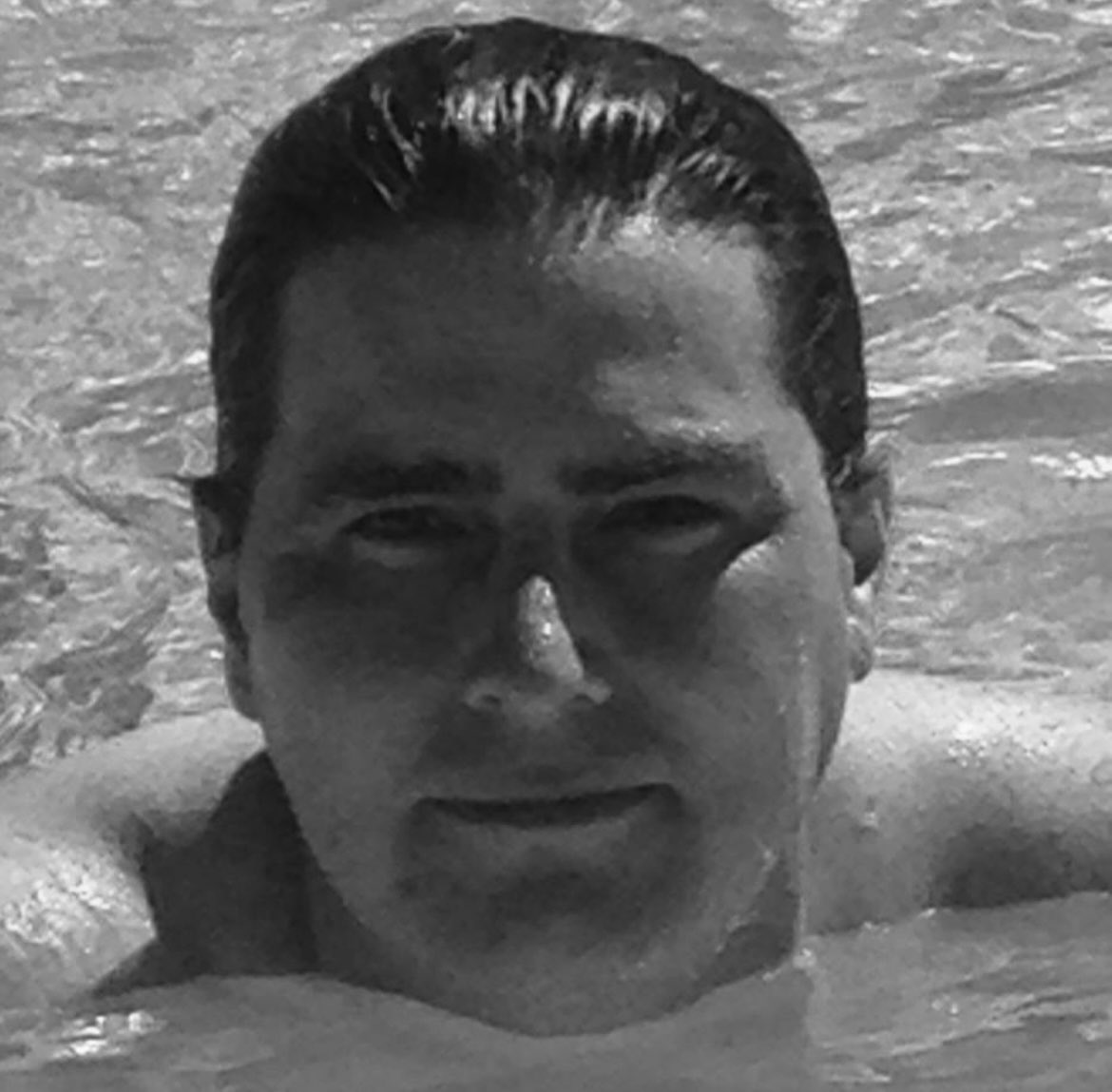 pog_mo_thoin tweet media