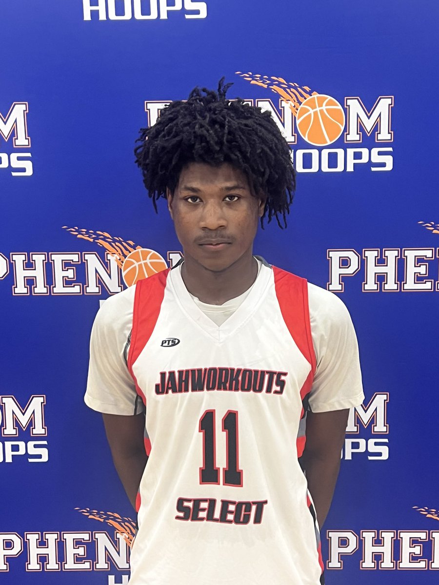 Phenom_Exposure tweet media