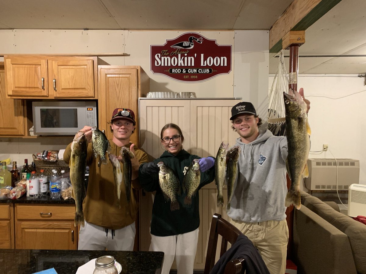 What a night at the #smokingloonronrodandgunclub ⁦<a href="/LilUziAkon/">Jack Ahcan</a>⁩ ⁦<a href="/Romanahcan3/">Roman Ahcan</a>⁩ ⁦<a href="/kcboller/">Kasey</a>⁩