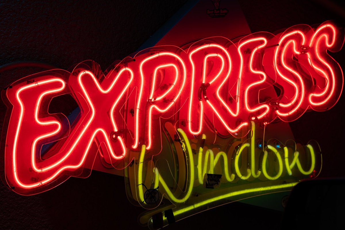 #WENDYS express window