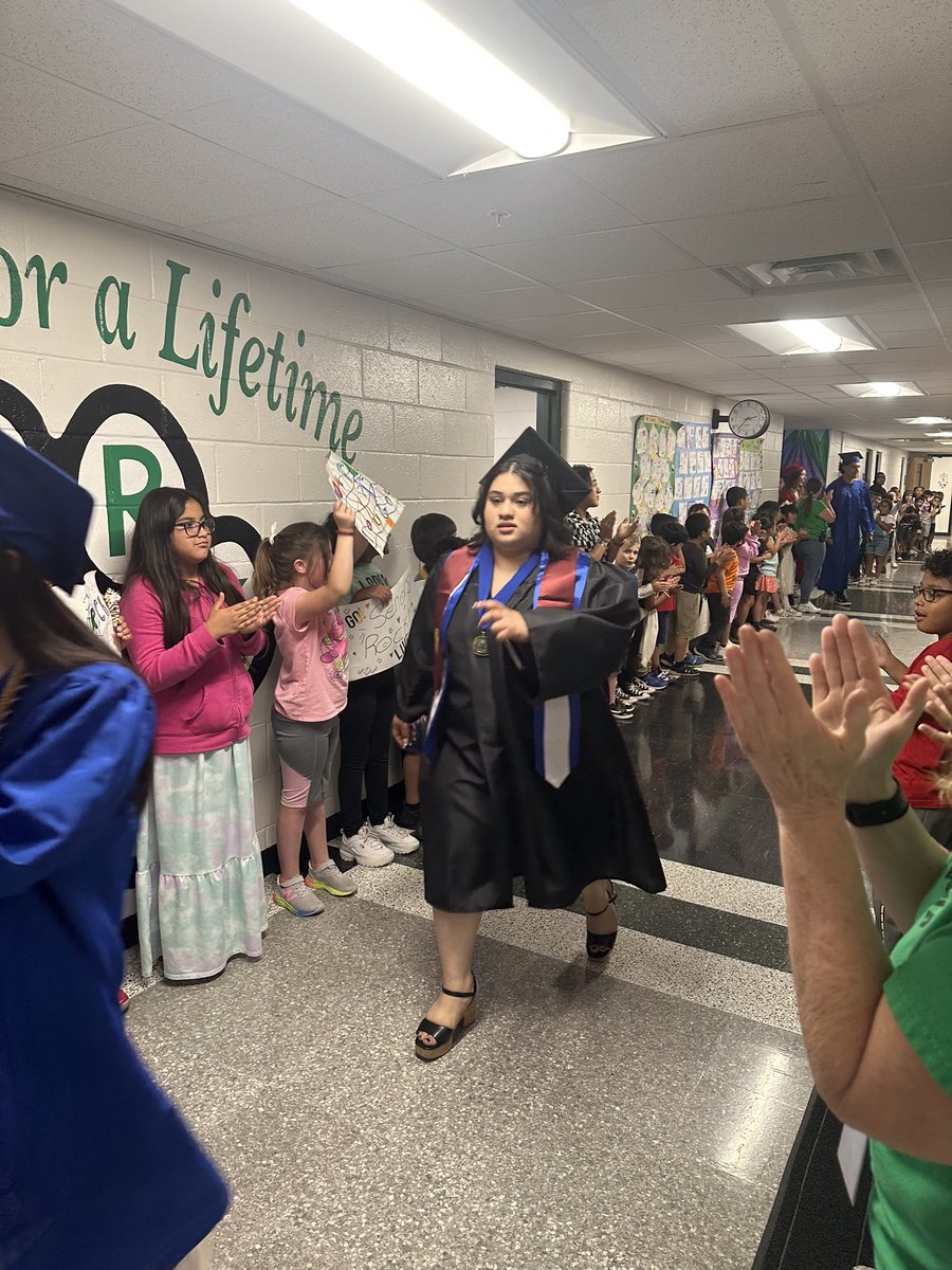 Vineeth Lagouit tweet media