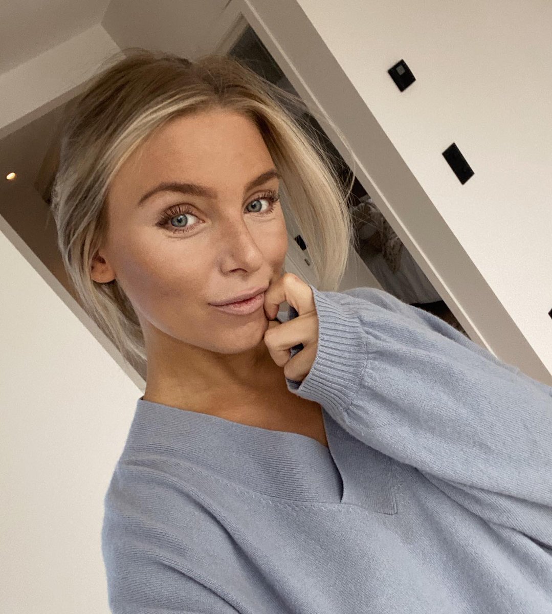 bud_future's tweet image. At the end of a busy week, what should I do to relax on the weekend?