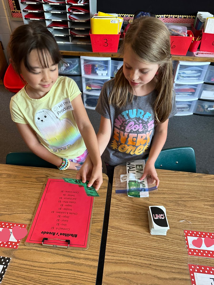 magical_msa's tweet photo. KidsTown was in full swing @halley_es as first graders wrap up their economics unit ! 🤑 Our students were producers and consumers who provided and purchased goods and services at our “stores”! 💵🛍️ Check out the fun we’ve had the last two days! 🤩 https://t.co/YBFEIAg4jx