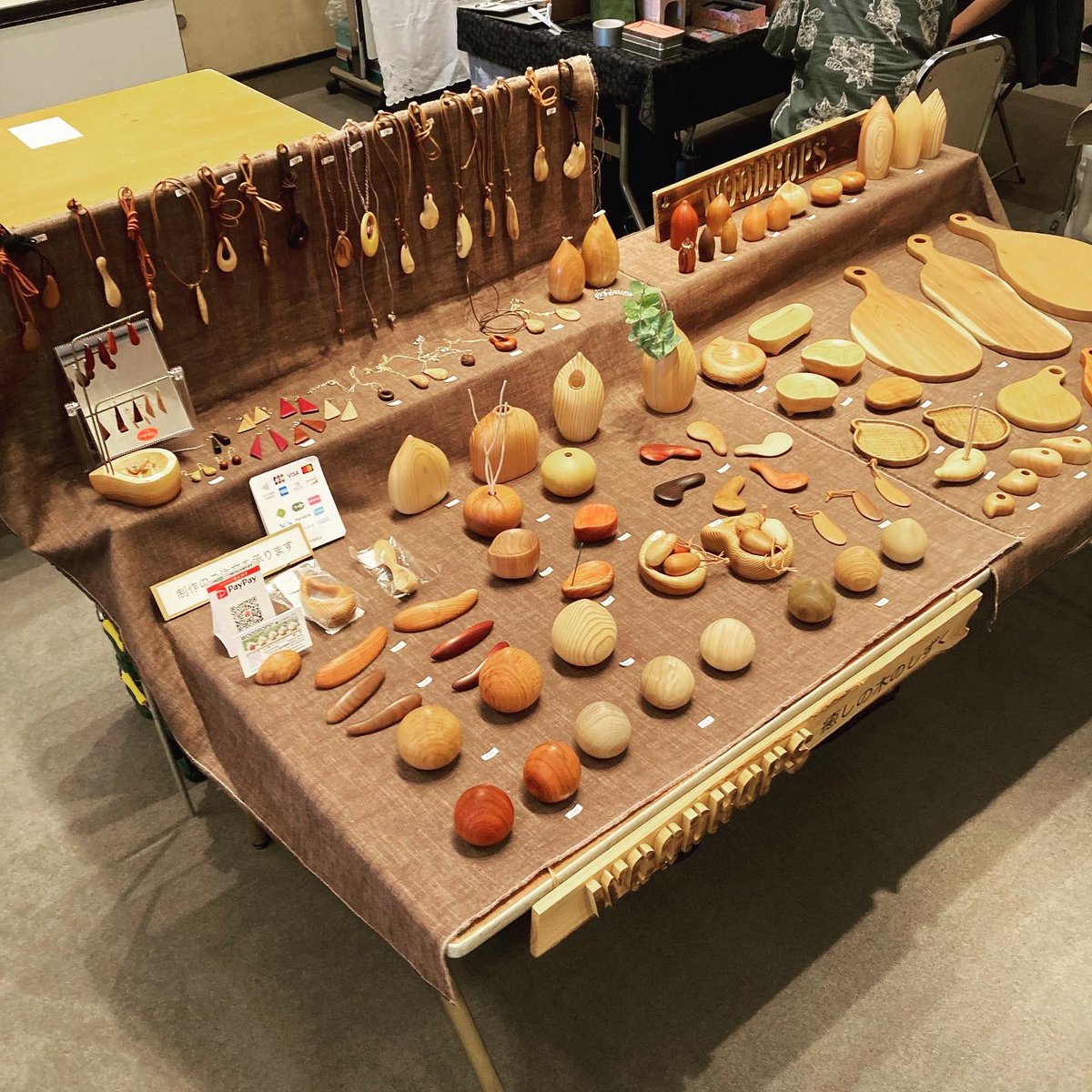 woodrops's tweet photo. 本日、6月3日(土)  11:00～15:00
所沢ミューズで開催の
「手作り雑貨マーケット」に出展しています。

#所沢市民文化センター　#ミューズ
西武新宿線、航空公園駅から徒歩10分
ザ・スクエア(展示室) 

#手作り雑貨マーケット https://t.co/iy1CFzcuJl