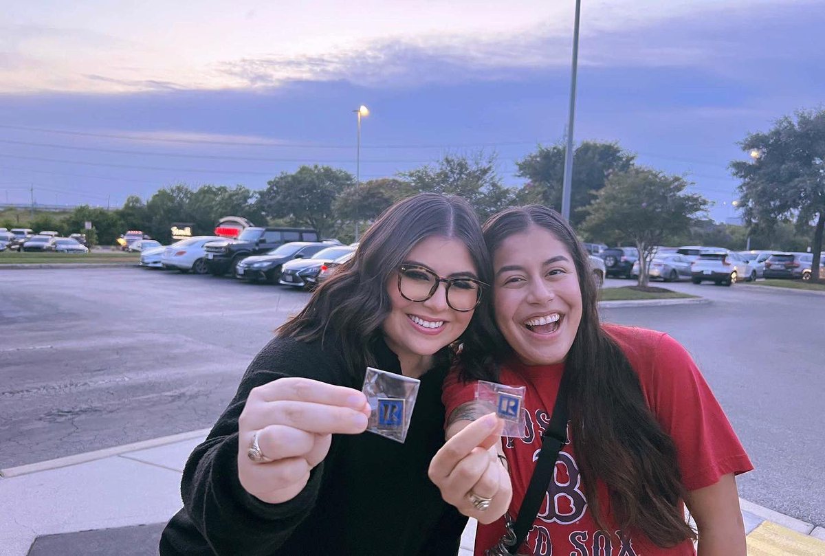 lainey_orosco's tweet photo. We did it!! We’re the newest Texas Real Estate Agents on the block! 🏡 Can’t wait to turn visions into reality. 🏘️ https://t.co/fz82F7a4L8