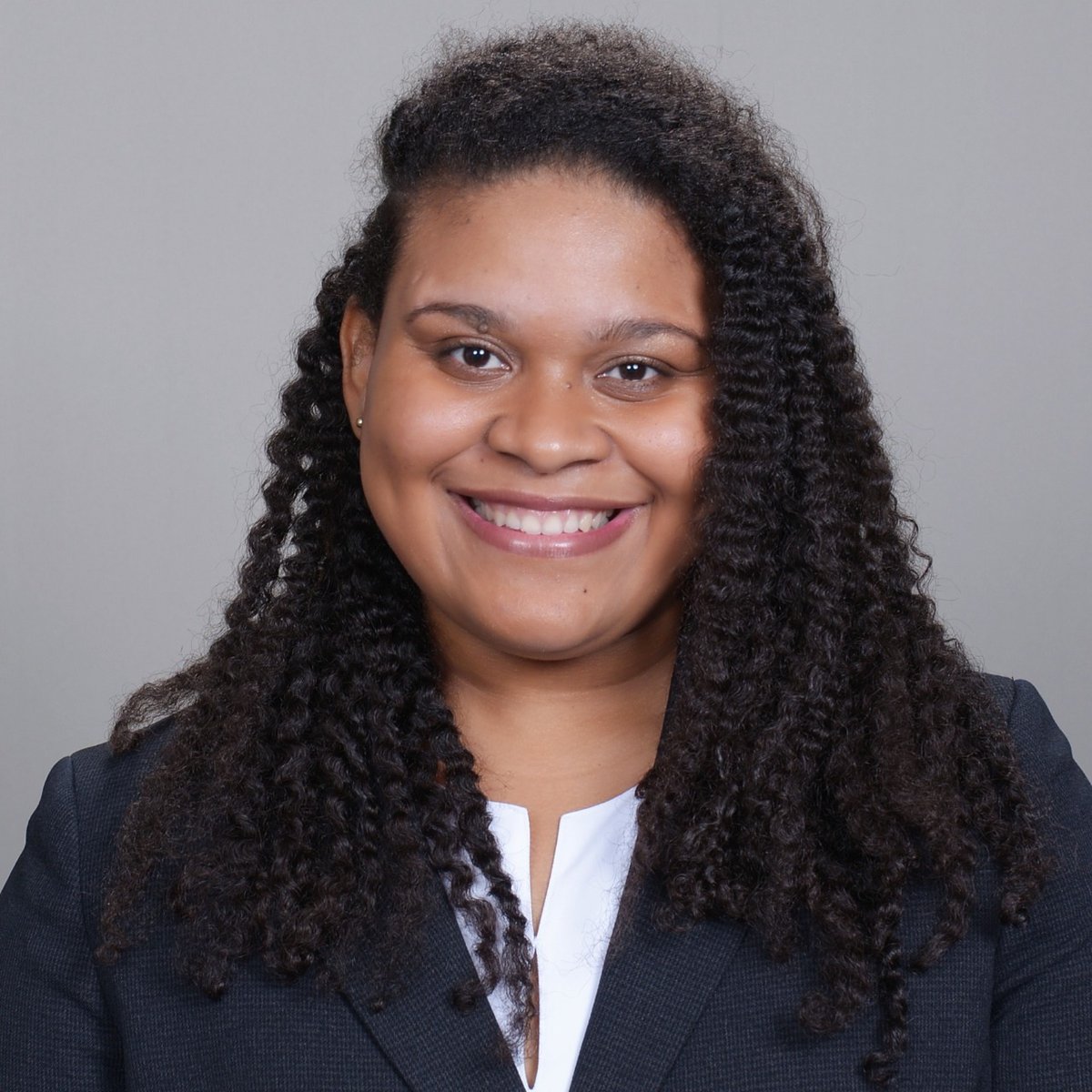 Hi #Medtwitter! My name is Mikeann Channer, an #IMG from 🇯🇲 applying for the #Match2024 in #Pediatrics. 
I am passionate about medical education, health literacy and healthcare equity. I am excited to connect with you all! #pedstwitter 
#FuturePedsRes #tweetiatrician #nextgenpeds