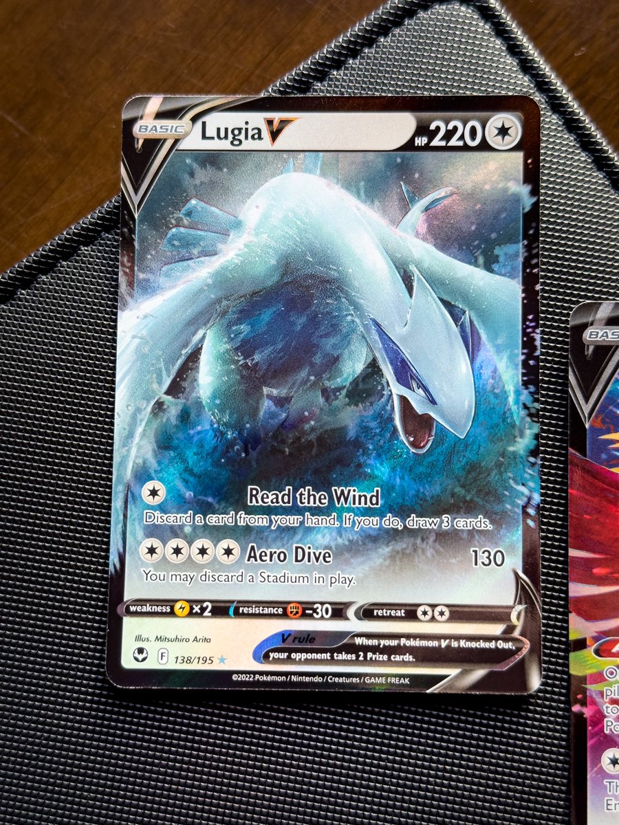 And now…two Pokémon who don’t get enough screen time in the Pokémon universe..😂 Jk, but for real, are you team Lugia or team Ho-Oh? #PokemonTCG #SilverTempest