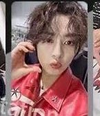 godskz's tweet photo. lee know heart cheek pose era https://t.co/nxTSTs1q1A
