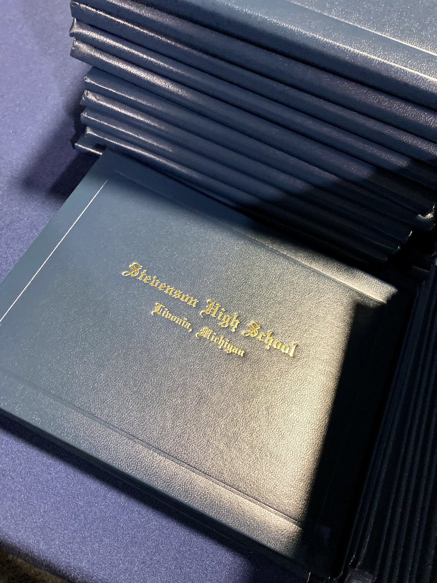Livonia Schools (@livoniadistrict) on Twitter photo More from tonight’s commencement ceremony 🎓🎉 <a href="/shs_spartans/">Adlai E. Stevenson High School</a> <a href="/SHSStuActivity/">SHS Activities</a> More from tonight’s commencement ceremony 🎓🎉 <a href="/shs_spartans/">Adlai E. Stevenson High School</a> <a href="/SHSStuActivity/">SHS Activities</a>