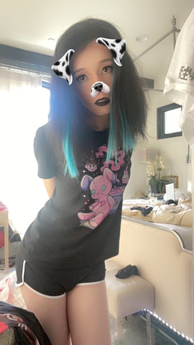 Goth puppy sinner <3 https://t.co/sCsMleDX1V<a href="/tag/mtf"class="tags"><span>#mtf</span></a>
