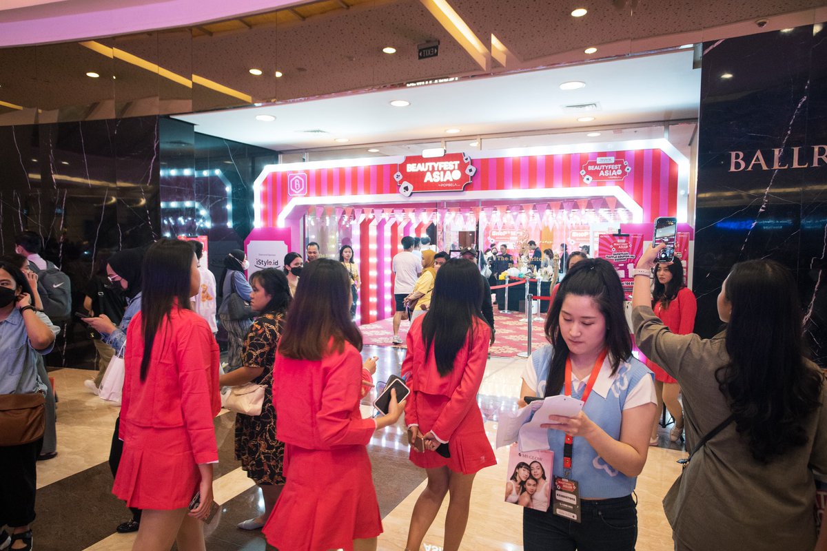 Celebrate the glory of playful beauty, express your playfulness through beauty and makeup!

Come &amp; join the hype of BeautyFest Asia 2023 at The Ritz-Carlton Pacific Place, Jakarta until 4 June 2023
. 
#BeautyFestAsia2023
#BeautyFestAsia