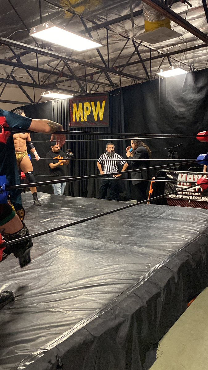 mpwxpress's tweet image. Scandal in the ring! The press must remain impartial but there is early signs of bias on the part of charlatan referee @RayRosas in this @MPW_CA National Title contest between @KingMaximilien and @akaMiggyRose ! Rest assured, we will ensure the truth prevails in any decision.