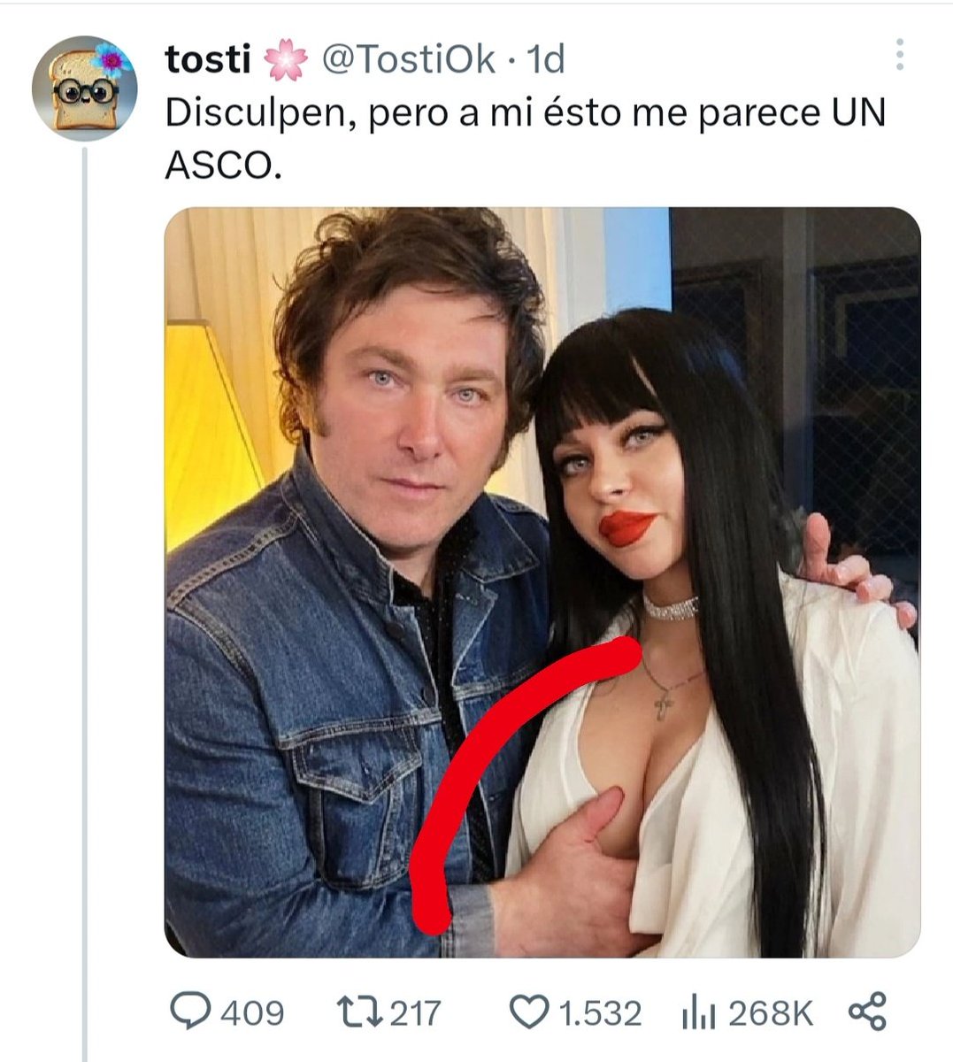 A Milei lo quieren bajar y no saben cómo hacer. Viralizaron una imágen de 'índole sexual'. Les cuento que esa imagen está trucada. La foto original fué tomada hace un par de años y estábamos en un cumpleaños.