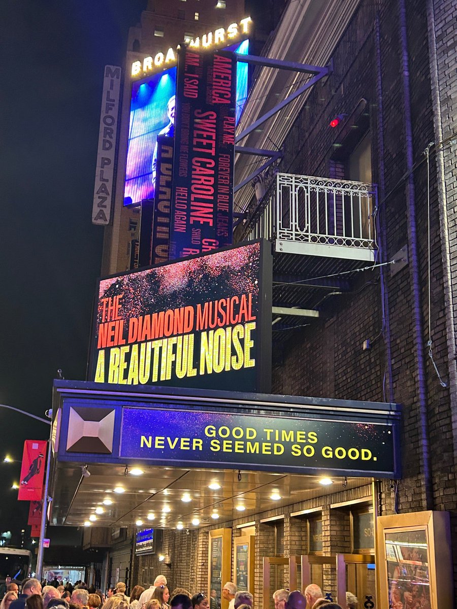 #beautifulnoise (@ Broadhurst Theatre - @shubertorg for A Beautiful Noise in New York, NY) swarmapp.com/c/1vXSBGZIYUG