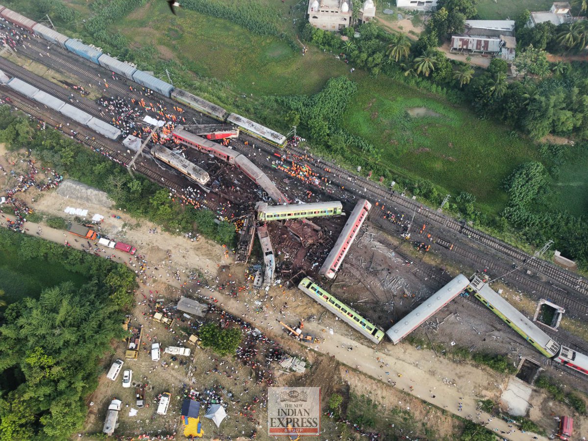 susantananda3's tweet image. Sight of the tragic Train accident near Balasore in my home state of Odisha. Prayers with almighty🙏🙏
While administration has left no stones unturned in rescue &amp;amp; relief, still anyone struck up at Bhubaneswar station &amp;amp; in need of help please DM me.