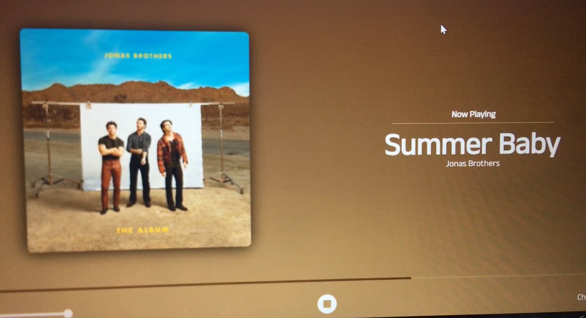 “Song of the summer” 👏🏻☀️ @BigReidRadio knows what’s up! 😌 @997now @jonasbrothers #SummerBaby