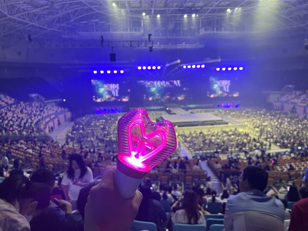 lelinh02_'s tweet photo. 가즈아 #taeyeon  #태연 #TAEYEONCONCERT_TheODDOfLOVE https://t.co/Kd8yF74tS0