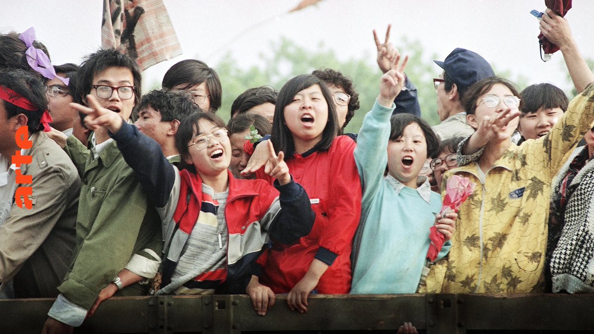 Xavier Mauduit (@xaviermauduit) on Twitter photo La #Chine, rêves et cauchemars : 3 épisodes sur <a href="/ARTEfr/">ARTE</a> 😃
Déjà réunis pour Décolonisations, l’historien <a href="/Singaravelou_P/">Pierre Singaravélou</a> & le réalisateur Karim Miské, avec la documentariste <a href="/IlanaNavaro/">Ilana Navaro</a> retracent près de deux siècles d’histoire chinoise. Remarquable !
👉arte.tv/fr/videos/0997… La #Chine, rêves et cauchemars : 3 épisodes sur <a href="/ARTEfr/">ARTE</a> 😃
Déjà réunis pour Décolonisations, l’historien <a href="/Singaravelou_P/">Pierre Singaravélou</a> & le réalisateur Karim Miské, avec la documentariste <a href="/IlanaNavaro/">Ilana Navaro</a> retracent près de deux siècles d’histoire chinoise. Remarquable !
👉arte.tv/fr/videos/0997…