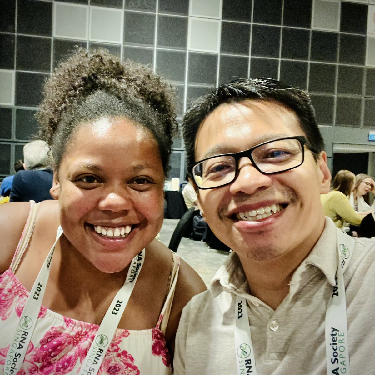 Ascano Lab (@ascanolab) on Twitter photo Flew halfway around the world and bumped into Prince’s hot chicken royalty, fellow UIUC alum, and RNA classic biochem junkie. Best wishes to <a href="/Cheers2LO/">Lauren Hagler, PhD</a> as you prepare for the next step in your career #HannaGrayFellows <a href="/VUBasicSciences/">Vanderbilt School of Medicine Basic Sciences</a> <a href="/VandyBiochem/">Vanderbilt Biochemistry</a> <a href="/UniversityofIl/">UniversityofIllinois</a> <a href="/HHMINEWS/">HHMI</a> Flew halfway around the world and bumped into Prince’s hot chicken royalty, fellow UIUC alum, and RNA classic biochem junkie. Best wishes to <a href="/Cheers2LO/">Lauren Hagler, PhD</a> as you prepare for the next step in your career #HannaGrayFellows <a href="/VUBasicSciences/">Vanderbilt School of Medicine Basic Sciences</a> <a href="/VandyBiochem/">Vanderbilt Biochemistry</a> <a href="/UniversityofIl/">UniversityofIllinois</a> <a href="/HHMINEWS/">HHMI</a>