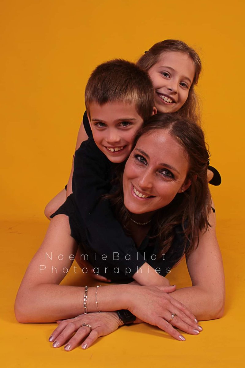 #shooting #photo #studio #bebe #book #portrait #enfant #noemieballotphotographies #argenteuil #photographe #flash #valdoise #idf #famille #maman #bonnefete #fetedesmeres #bonnefetemaman #jetaime #amour #complicité #famille #familly #mamanetmoi #mothersday #mother #mum #mummy