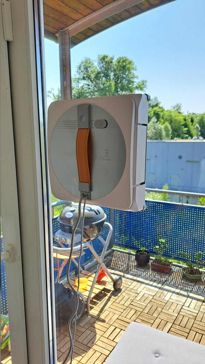 Das neuste Mitglied meiner kleinen Robo-Familie ^^

Dass ich den teste, ist eher ein Missverständnis - aber egal, gekauft!