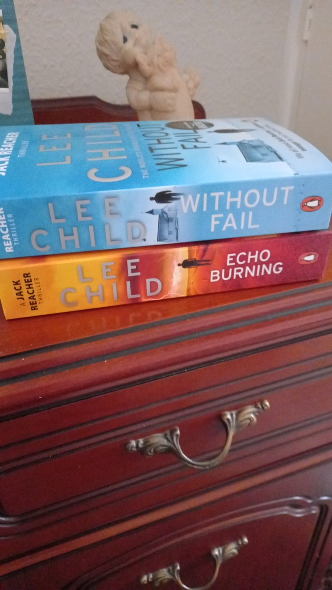 Yesterday's birthday #bookhaul mum knows me so well 🤣🤣 And surprisingly woke up with no hangover today, must be a miracle