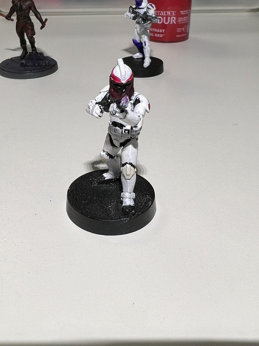 I finished my first three minis tonight!!  Shadowlands Daredevil from #MCP  and two clones from Star Wars Legion daredevil came out best imo but I love all 3