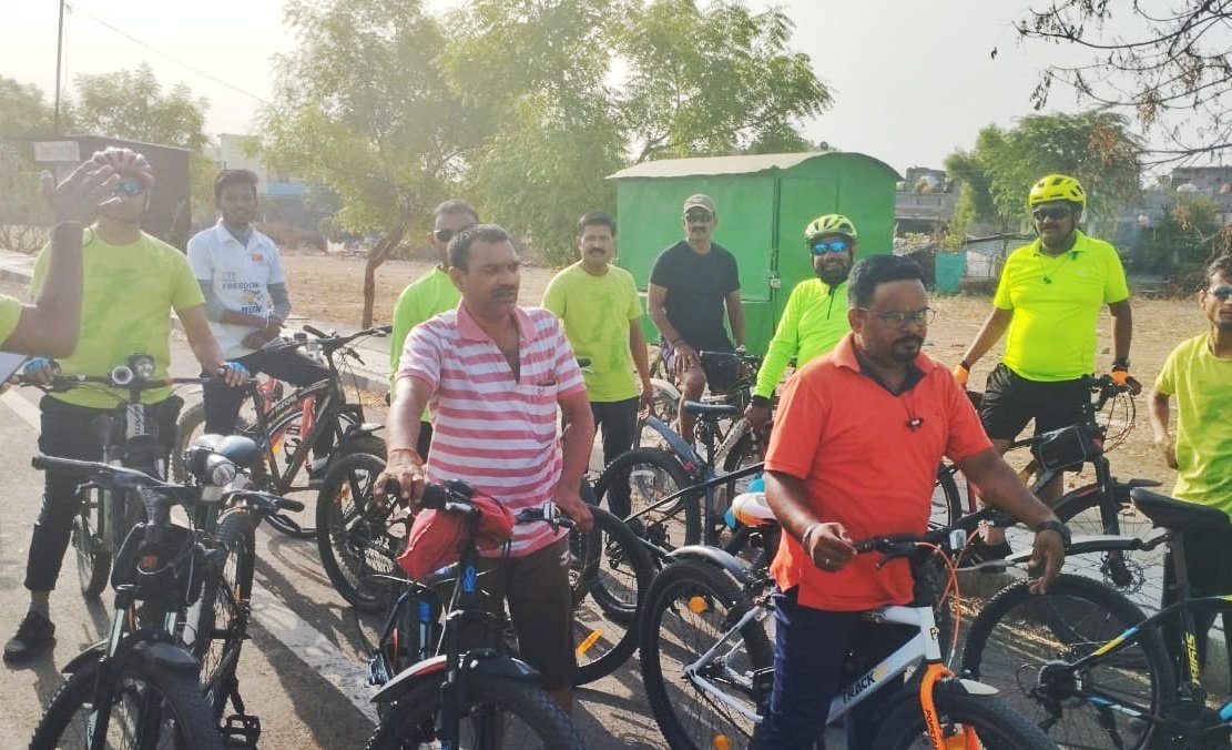 On the occassion of #WorldBicycleDay organized a cycle rally awareness program under #MissionLiFE #ChooseLiFE #LifestyleforEnvironment theme based program at Chalisgaon block 

#nykjalgaon #WorldBicycleDay2023

@arunexednyks @NYKS_maha_Goa @Nyksindia @CBCJalgaon @UnmeshPatilBjp