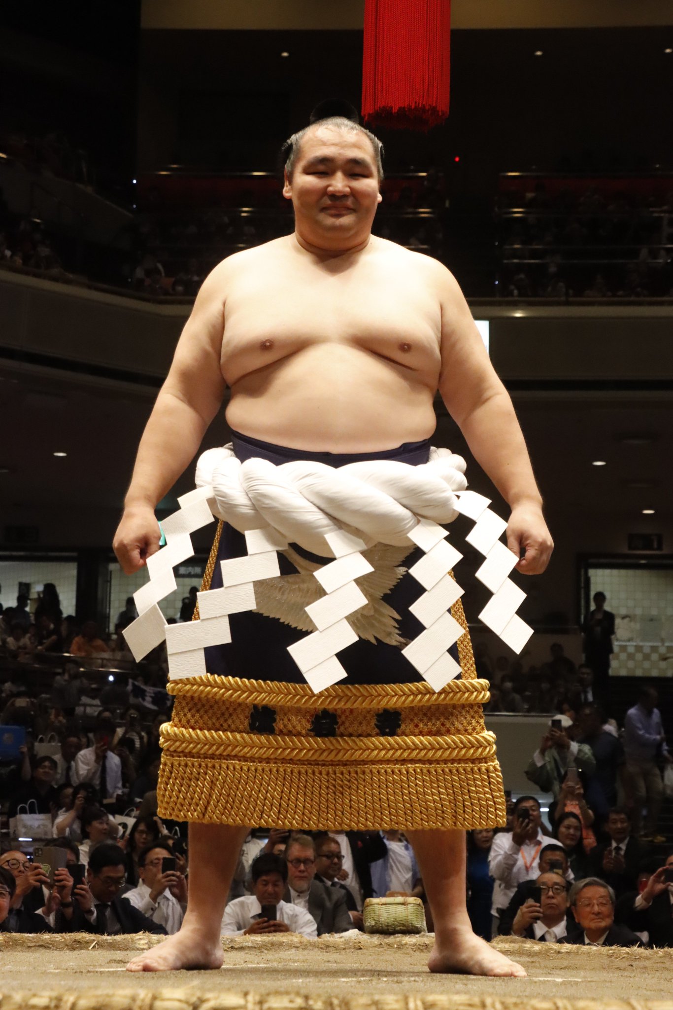 FxrCNQzacAE_OyK.jpg:large