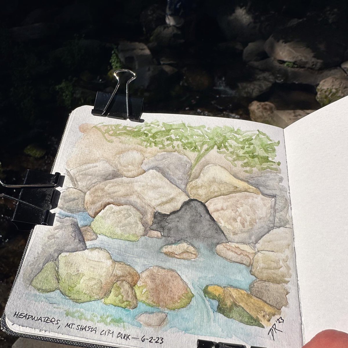 Today’s plein air done at Mt. Shasta City Park, home of the headwaters of the Sacramento River! Painted with GENUINE HEADWATERS 😂

#watercolor #watercolour #watercolorart #mountshasta #mtshasta #visitmtshasta #siskiyoucounty #gooutside #nature #naturelovers #creative #painting