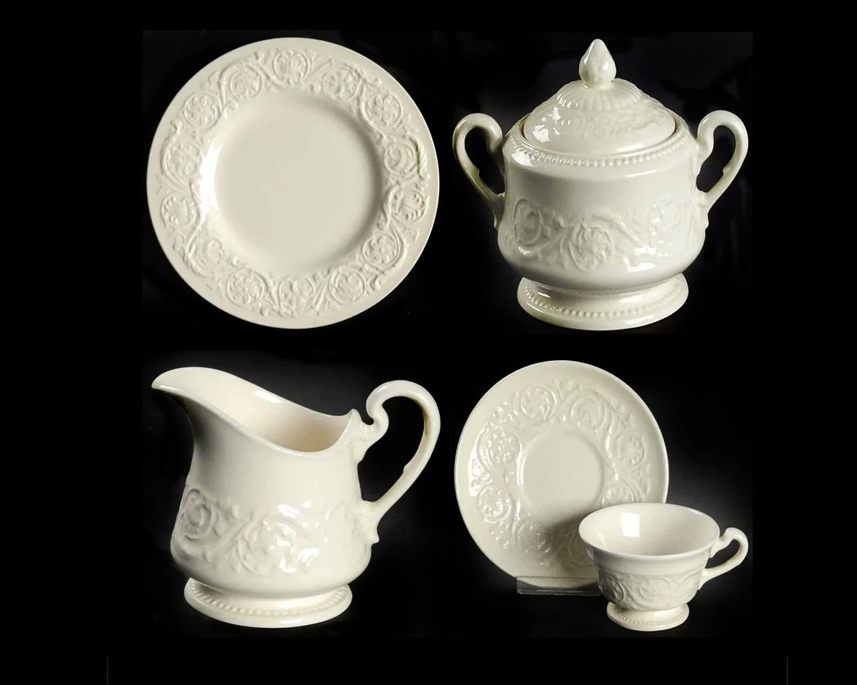G97816960Girl's tweet photo. Wedgwood Patrician dinnerware. Queensware line made in England. https://t.co/lYcryvKMj8 via @Etsy #BuyfromGroovy #antiqueshop #tableware #dinnerware #QueensWare #WedgwoodEngland #WedgwoodPatrician #vintagetableware #EtsySellers https://t.co/MqBZCkjvaL