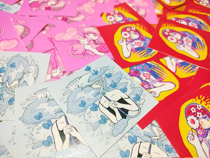 9月下旬の3連休でシーシャ鹿花さんで初個展をします大好きな原宿ですシーシャにも創作にも有り余るほど愛があるので楽しんで頂けるものを作りたいです…可愛くてまったりとした優しい空間作り二努めたいです…初個展で不安いっぱいですが、素敵な楽しいシーシャ屋さんでするので是非是非