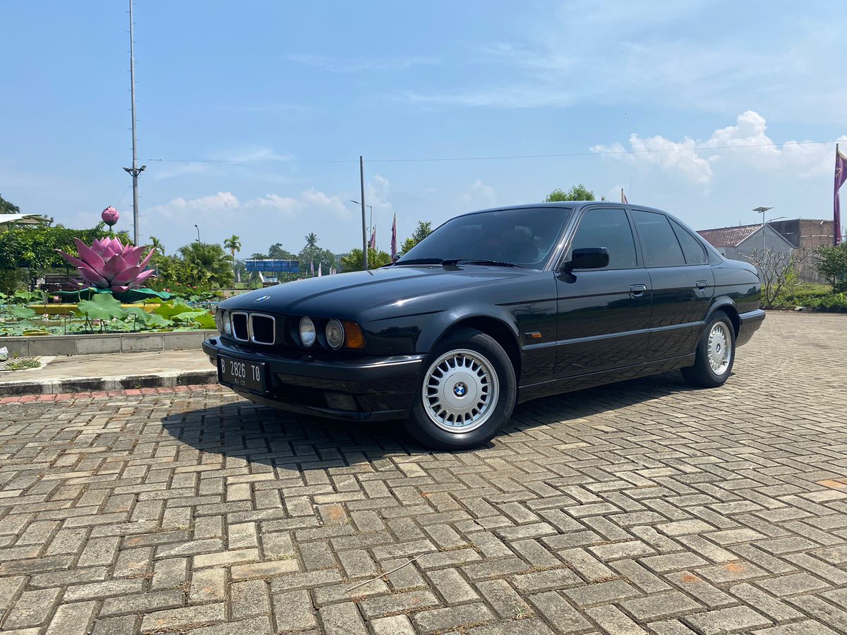 saint51_'s tweet photo. FOR SALE
BMW E 38
BODY MESIN TERAWAT
LOKASI CIANJUR
SS LENGKAP
PAJAK ON
HARGA 75JUTA NEGO https://t.co/eKxlSRhv30