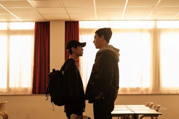 seochanist's tweet photo. did someone say height difference? https://t.co/VdnA6I5LQa