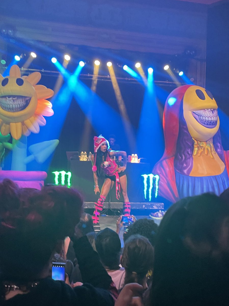 moderatelyplum's tweet photo. Saw @Rico_nastyy  and it changed my life ily https://t.co/UXl4zMhQAS