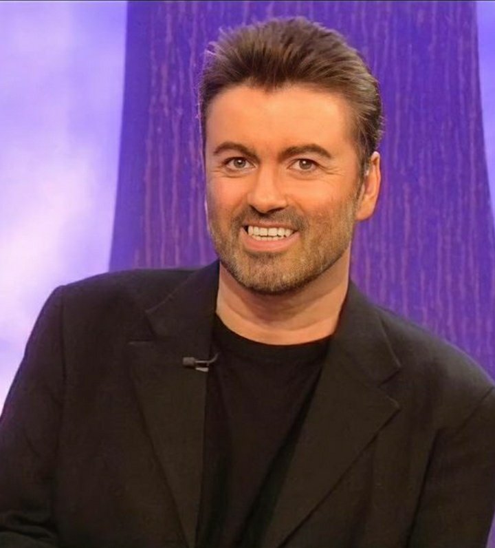 Enjoy a lovely saturday Lovelies. Hope sun is shining bright too wherever you are😃👌
#LoveAndRespectForGeorgeMichael🙏💜 #Lovelies4Life #LoveliesUnited #GeorgeForever