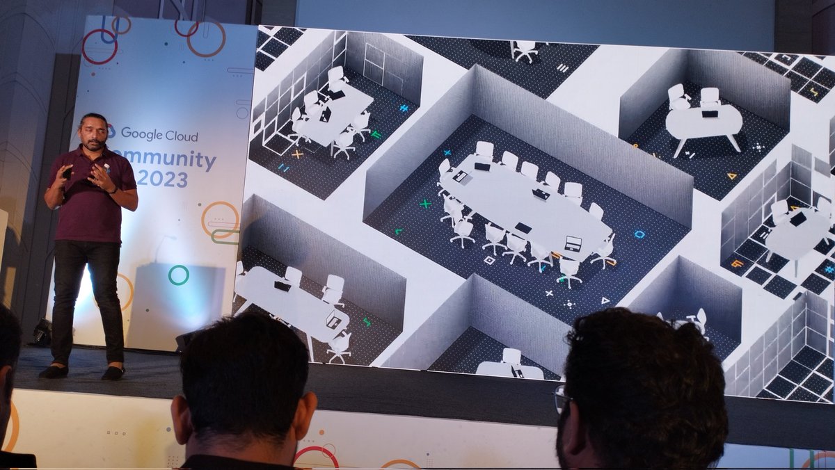 tanvishah140's tweet image. The knowledge, pictures and story we needed right after lunch!!

#OperationAurora and security for Google Cloud with @sathishvj 

#GCCDAhm23 @GDGCloudAhm